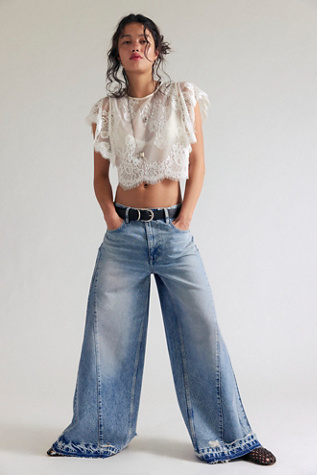 We The Free Apollo Wide-Leg Jeans at Free People in Light Wash, Size: 26