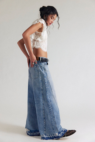 We The Free Apollo Wide-Leg Jeans at Free People in Light Wash, Size: 29