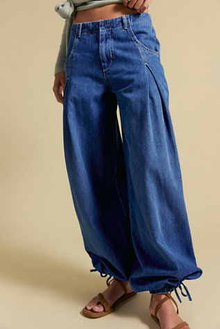 We The Free Essential Lotus Balloon Jeans at Free People in Moonshadow, Size: 31