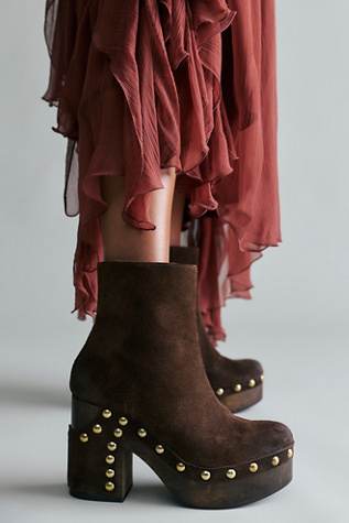 Grayson Clog Boots