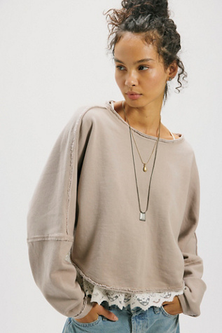 We The Free To The East Pullover