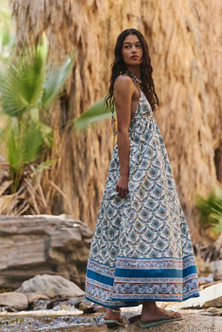 Sorrento Stroll Printed Maxi Dress - thumbnail 8