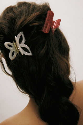 Claw Gift Set of 2 by Free People in Red