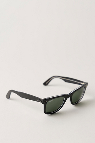 Женские солнцезащитные очки Ray-Ban Wayfarer Sunglasses, цвет: Чёрный — фото 2