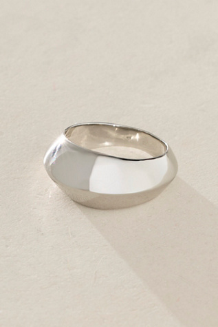 Cardane Ring by Free People in Silver, Size: 7