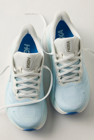 HOKA Clifton 11 Running Sneakers