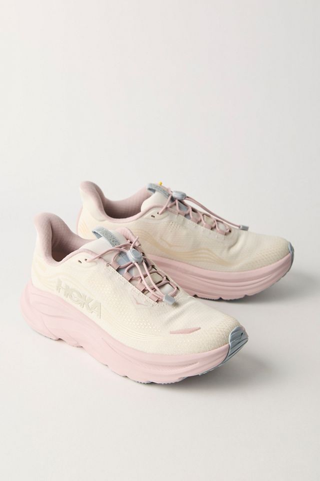 HOKA® Clifton 11 GTX Sneakers #1