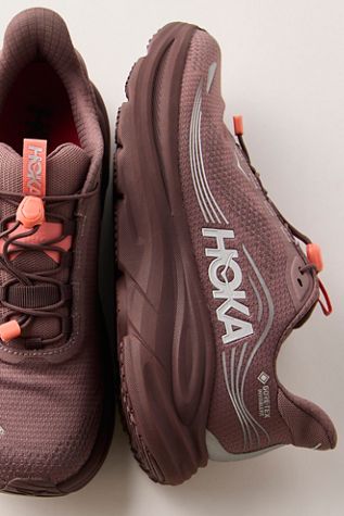 HOKA® Clifton 11 GTX Sneakers