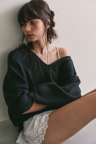 We The Free Monarch Pullover at Free People in Charcoal Heather, Size: Medium