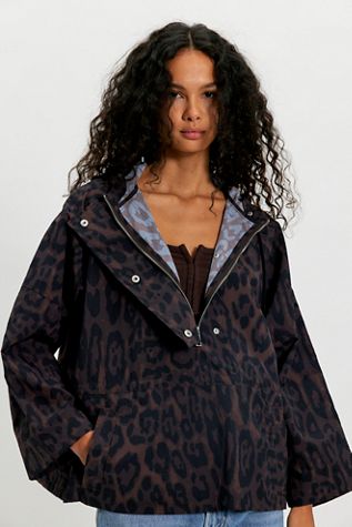 APPARIS Sky Leopard Windbreaker