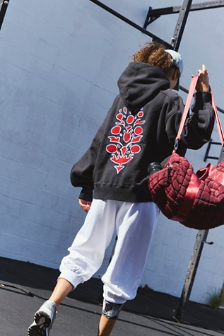 Sweat à capuche avec logo brodé A Cut Above