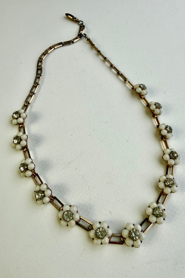 Rhinestone Flower Choker Necklace Selected by Wax Plant