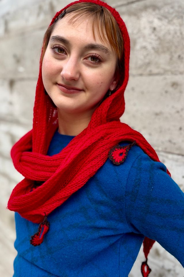 Vintage Crimson Knit Hat Scarf Selected by Nomad Vintage #2