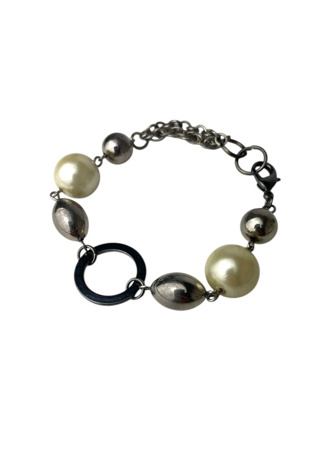 Vintage Pearl and Chain Bracelet Selected By Ankh By Racquel