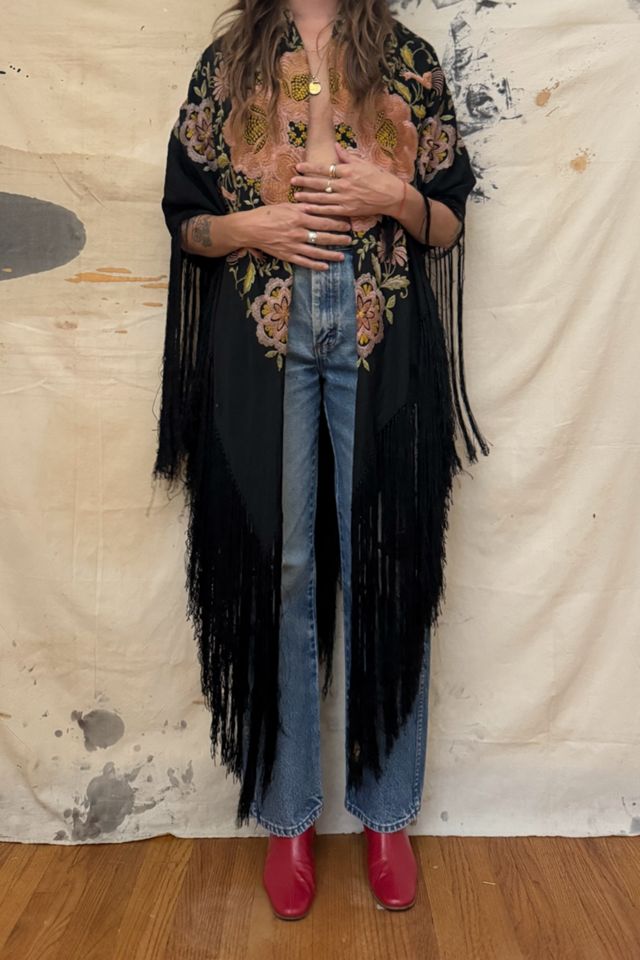 GOOD DAYS Vintage 1920s Piano Shawl