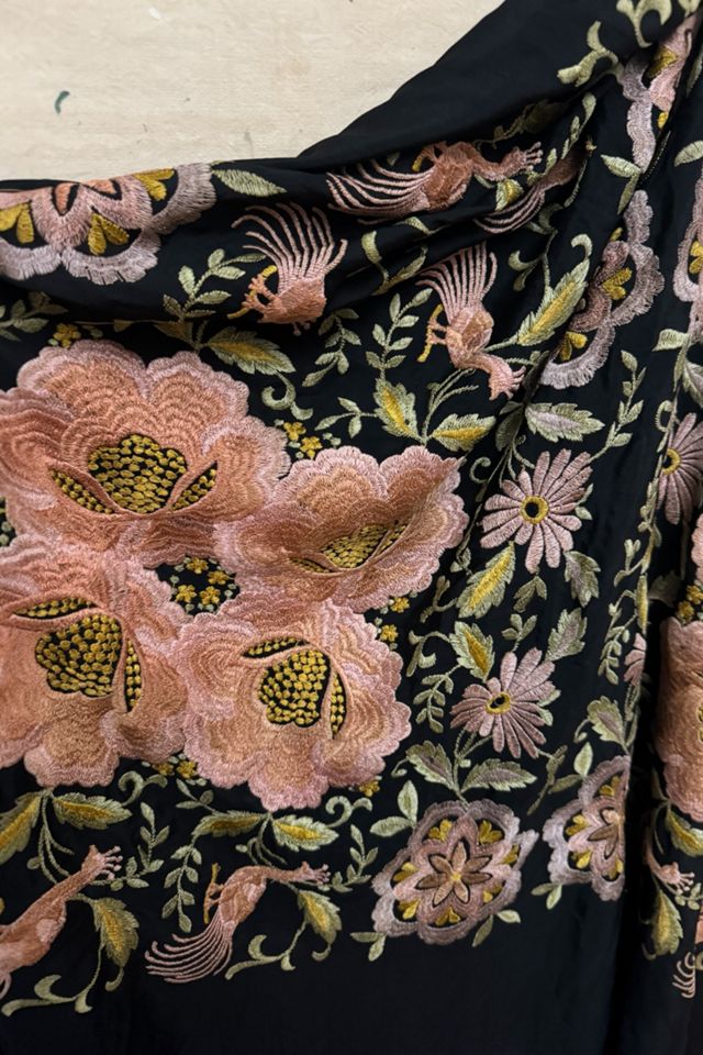 GOOD DAYS Vintage 1920s Piano Shawl #1