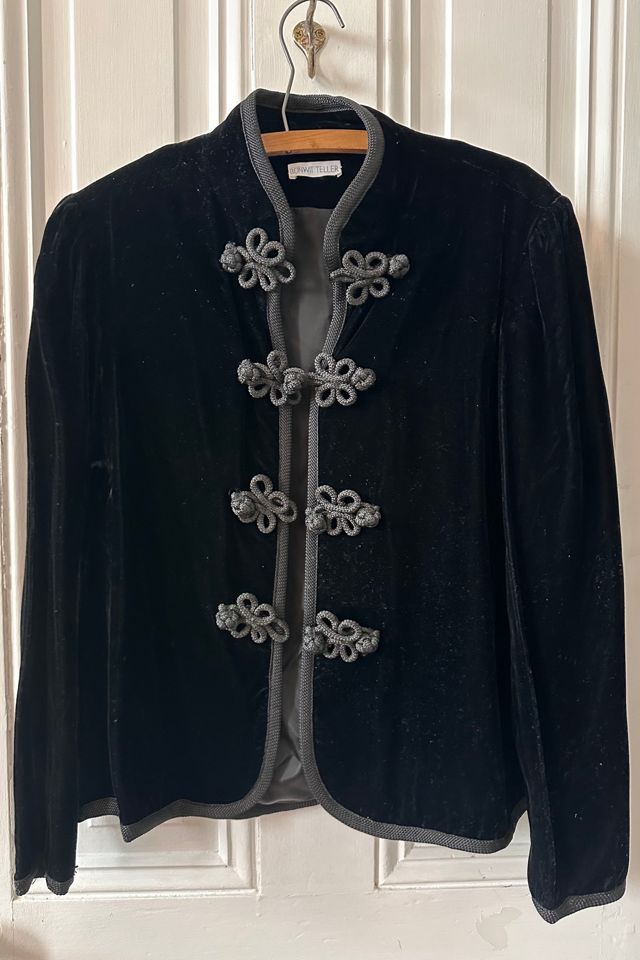 Vintage Black Velvet Bonwit Teller Jacket with Frog Closures Selected by KA.TL.AK #3