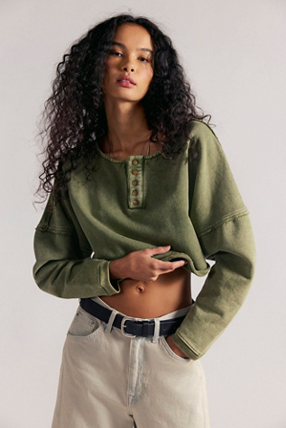 Katie Cropped Henley Sweatshirt by Free People in Green, Size: L