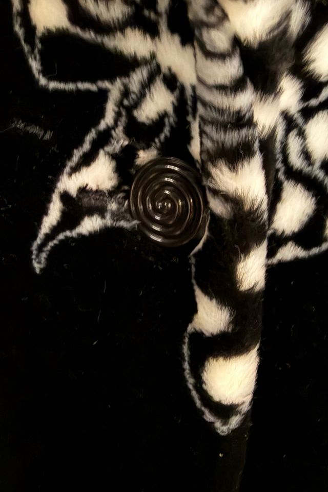 1980s Plush Faux Fur Bow Print Swing Coat Selected By Ritual Vintage #3