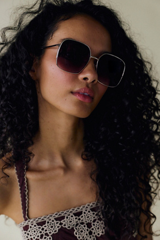 Lacie Oversize Square Sunglasses