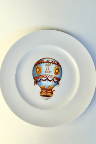 Vintage “Globo Francés (1783)” Hot Air Balloon Decorative Plate selected by Stagecoach Home Design LLC
