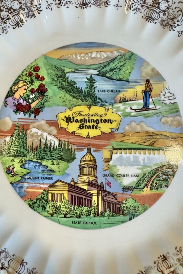 Vintage Washington State Souvenir Collector Plate  “Fascinating Washington State” selected by Stagecoach Home Design LLC #1