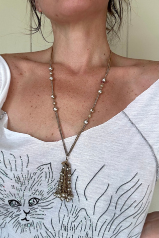 Vintage 1990s Gold Tone and Faux Pearl Tassel Necklace Selected by Cherry