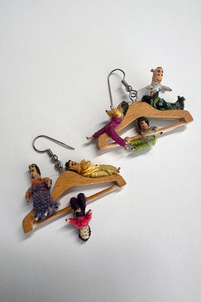 Vintage 1980s Hand Woven People on Wooden Hangers Earrings Selected by Cherry
