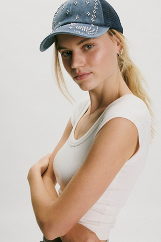 Casquette de baseball délavée cloutée So Billie