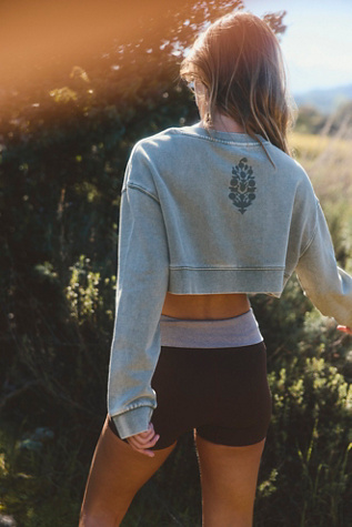 Shortcut Pullover