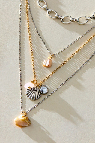 Vera Layer Necklace