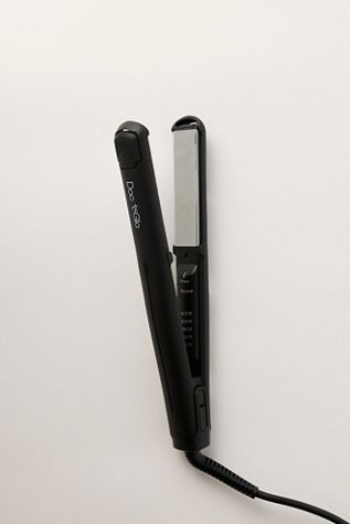 Doc & Glow 8° Hotter: The Sleek Hair Iron