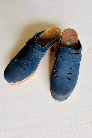 Vintage Nubuck Navy Oxford ClogsSelected by Atlantic Vintage