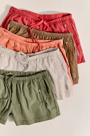 Coast To Coast Hike Shorts
