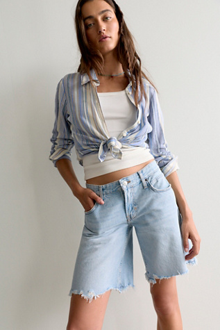 We The Free Solana Low-Rise Denim Shorts at Free People in Light Wash, Size: 25