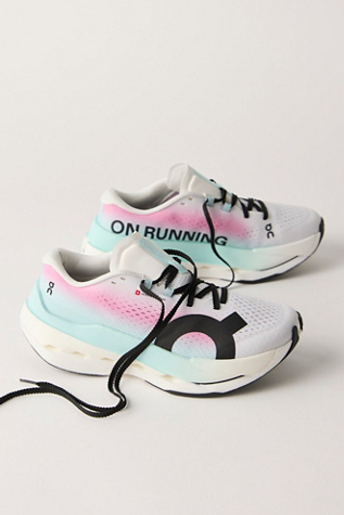 On Cloudboom Max Sneakers
