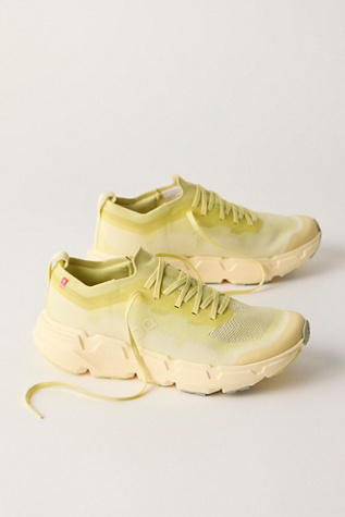 On Cloudsoma Trail Running Sneakers