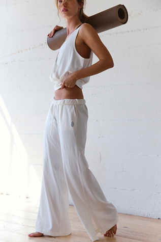 Hot Shot V-Neck Set - thumbnail 4
