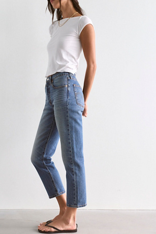 Levi’s 501 Cropped Jeans by Levi's at Free People in Light Wash, Size: 27