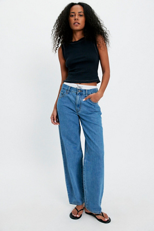 Levi's Baggy Dad Jeans at Free People in Medium Wash, Size: 26
