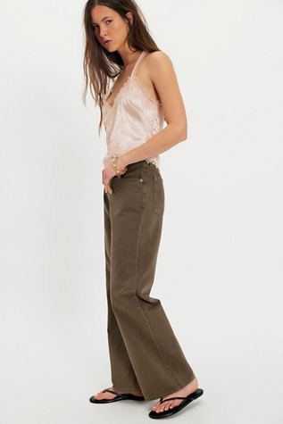 Levi's Loose Boot Jeans