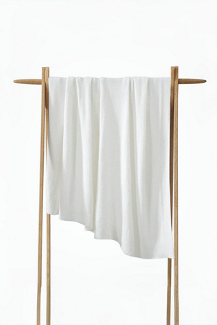 Sunday Citizen Cloud Cool Throw