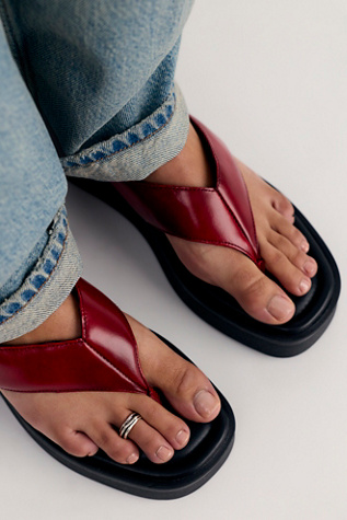 Vagabond Danya Thong Sandals