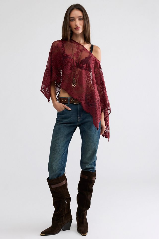 Poncho en dentelle FP x Malai #2