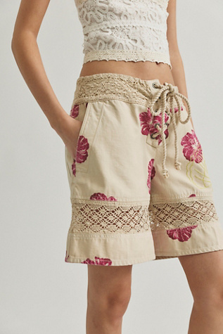 Surfs Up Board Shorts by Free People in White, Size: US 6