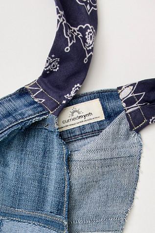 Женский шарф Curried Myrrh Patched Denim Mini, цвет: Джинсовый синий — фото 2