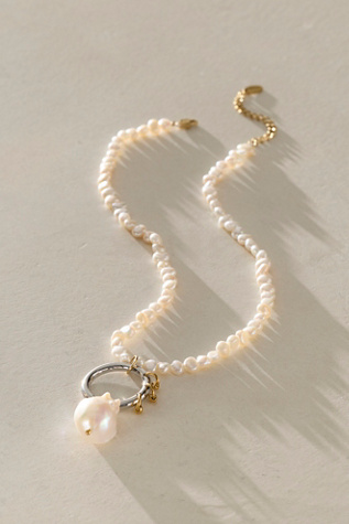 Kozakh Komoti Necklace