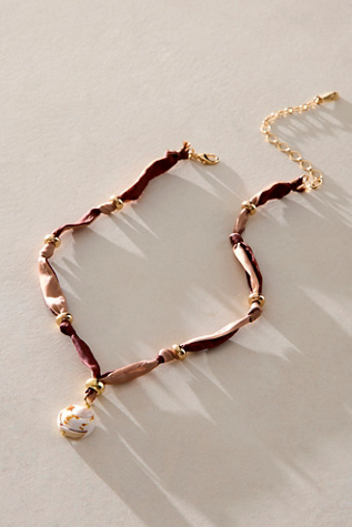 Honey Choker