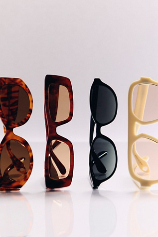 Женские солнцезащитные очки Elisa Johnson Dakota Round Sunglasses, цвет: Чёрный — фото 4