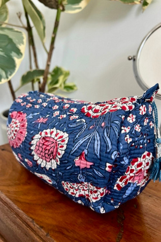 Be Deva Mani Cosmetic Bag